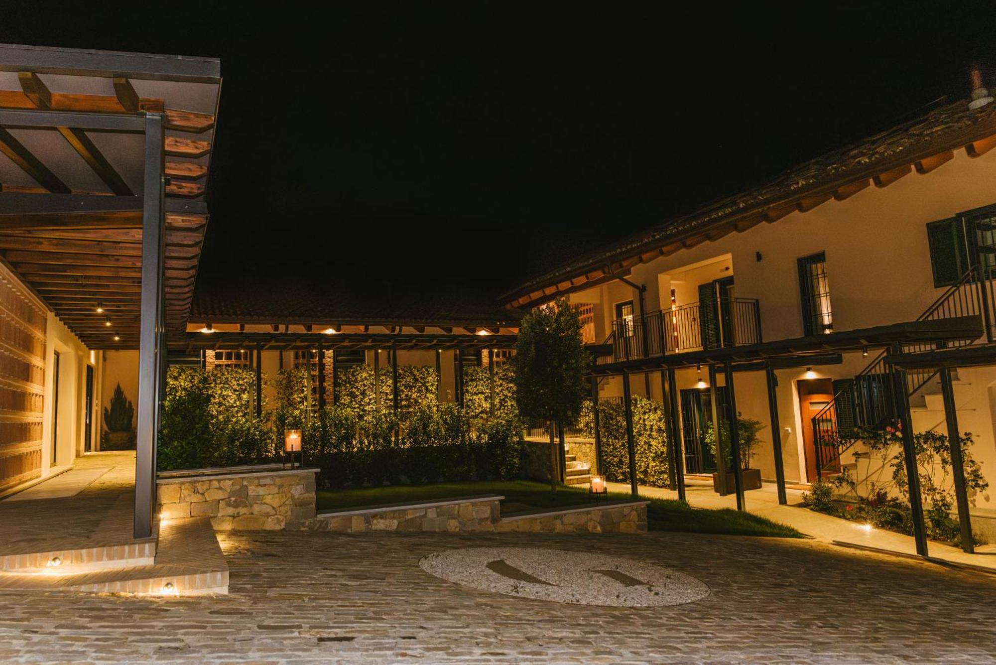 Garesio Wine Resort Serralunga d'Alba Kültér fotó