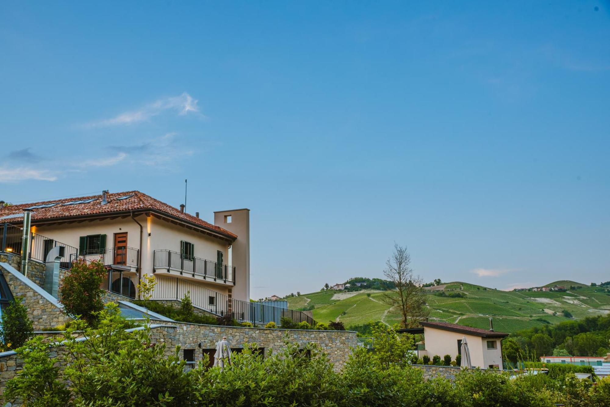 Garesio Wine Resort Serralunga d'Alba Kültér fotó