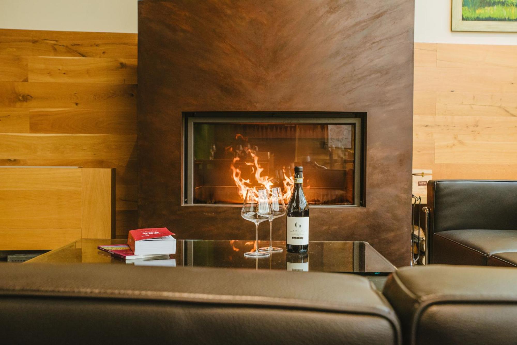 Garesio Wine Resort Serralunga d'Alba Kültér fotó