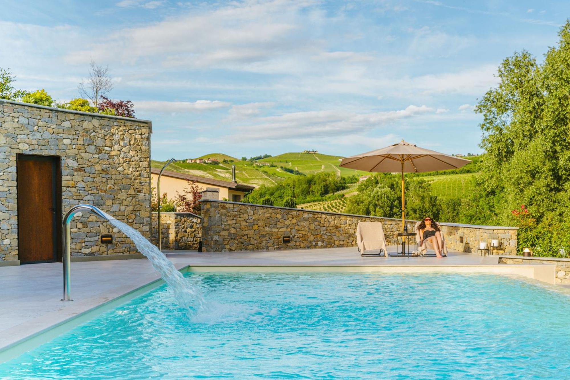 Garesio Wine Resort Serralunga d'Alba Kültér fotó