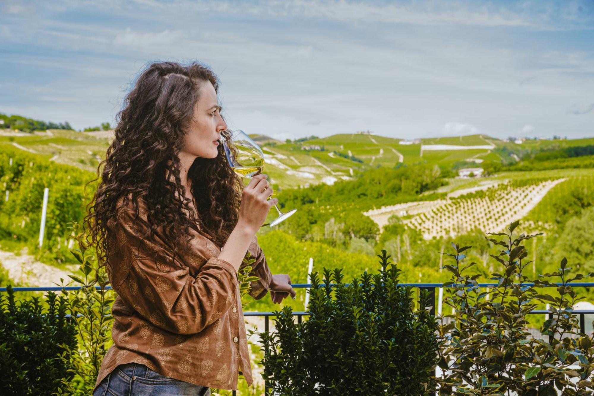 Garesio Wine Resort Serralunga d'Alba Kültér fotó