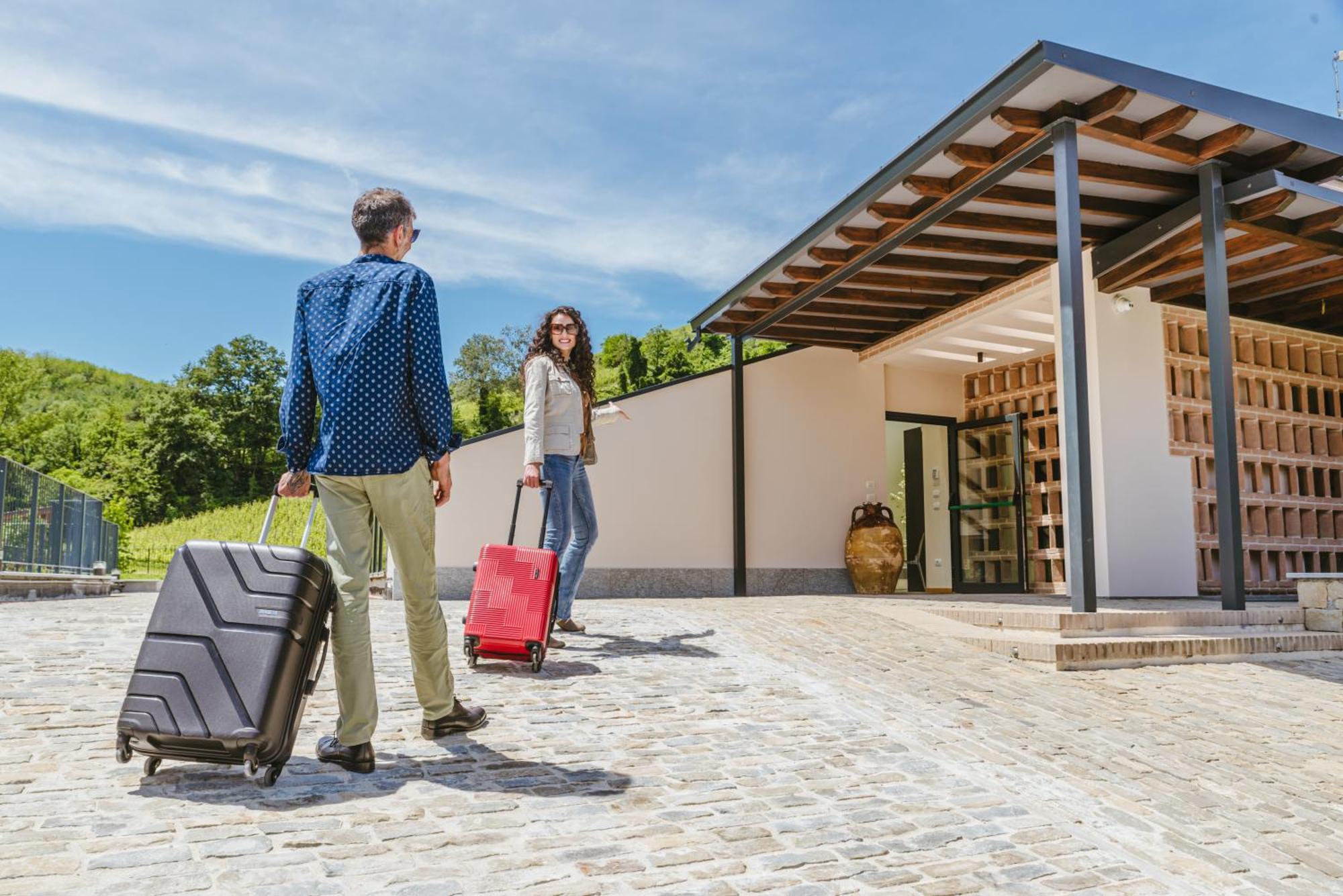 Garesio Wine Resort Serralunga d'Alba Kültér fotó